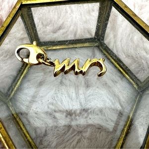 Kate Spade How Charming Mrs. Charm